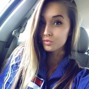 Meet your Posher, Cole